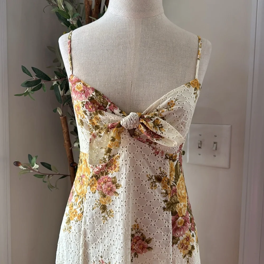 Sold!! New with tags Sezane chiaretta floral eyelet dress size 34/ us 2 - Picture 6 of 14